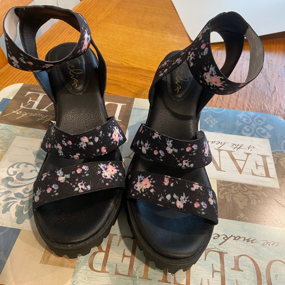 Celia WOMEN CHUNKY PLATFORM ANKLE STRAP WEDGE SANDALS size 8